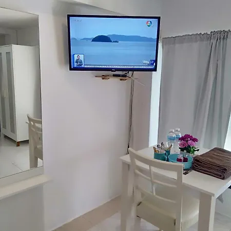 Amy'S Beach Apartments Rayong Exterior photo